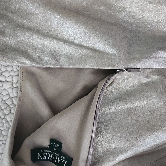 Lauren by Ralph Lauren straight dress size 4 metallic champagne color lined - Picture 12 of 13